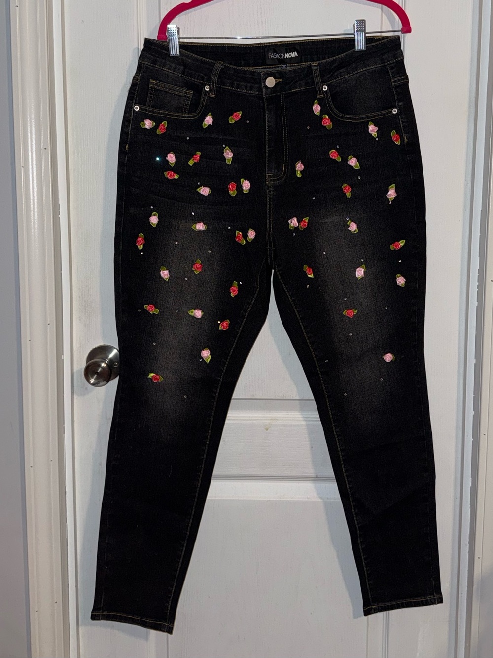 Embellished skinny jeans